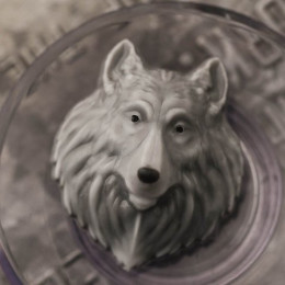Wolf head