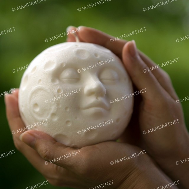 Forma silikonowa - DuÅ¼a kula ksiÄ™Å¼yca z twarzÄ… 3D - do wyrobu mydÅ‚a, Å›wiec i odlewÃ³w 