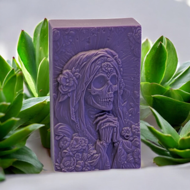 Santa Muerte Praying - Gothic Skull Mold for Soap, Candle, Resin, Concrete - Holy Death Skeleton Mold for Halloween, Day of the Dead