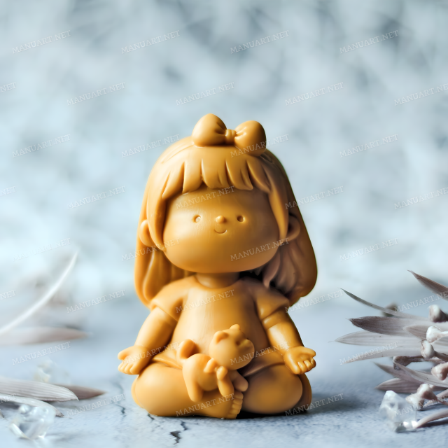 Dziewczynka z Kotkiem Medytująca forma silikonowa do świec, mydła, żywicy i gipsu